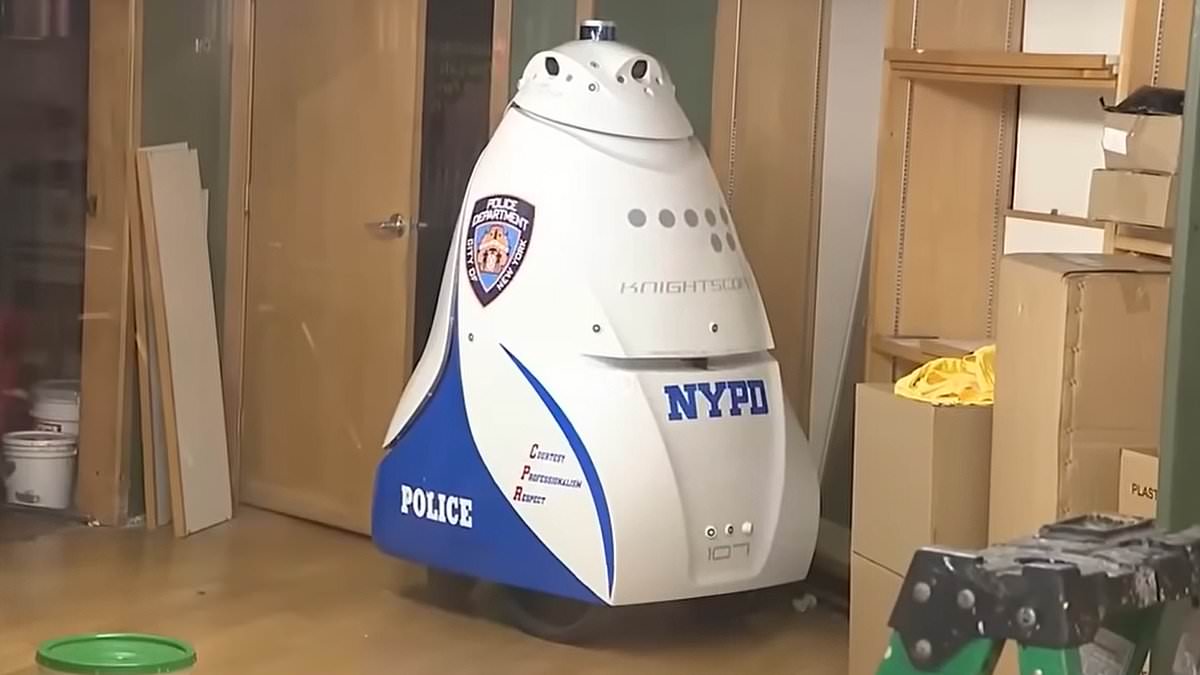 alert-–-nypd-pulls-the-plug-on-its-times-square-subway-police-robot-just-months-after-mayor-eric-adams-touted-the-$12,500-machine-as-‘part-of-the-fabric’-of-the-future