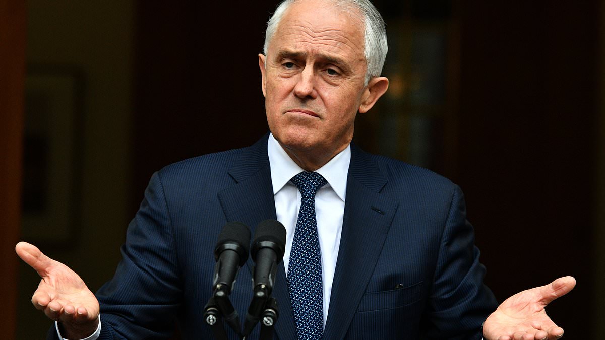 alert-–-abc-nemesis-live:-malcolm-turnbull-brands-donald-trump-‘a-billionaire-bully’-over-their-furious-phone-call-row-over-asylum-seeker-deal