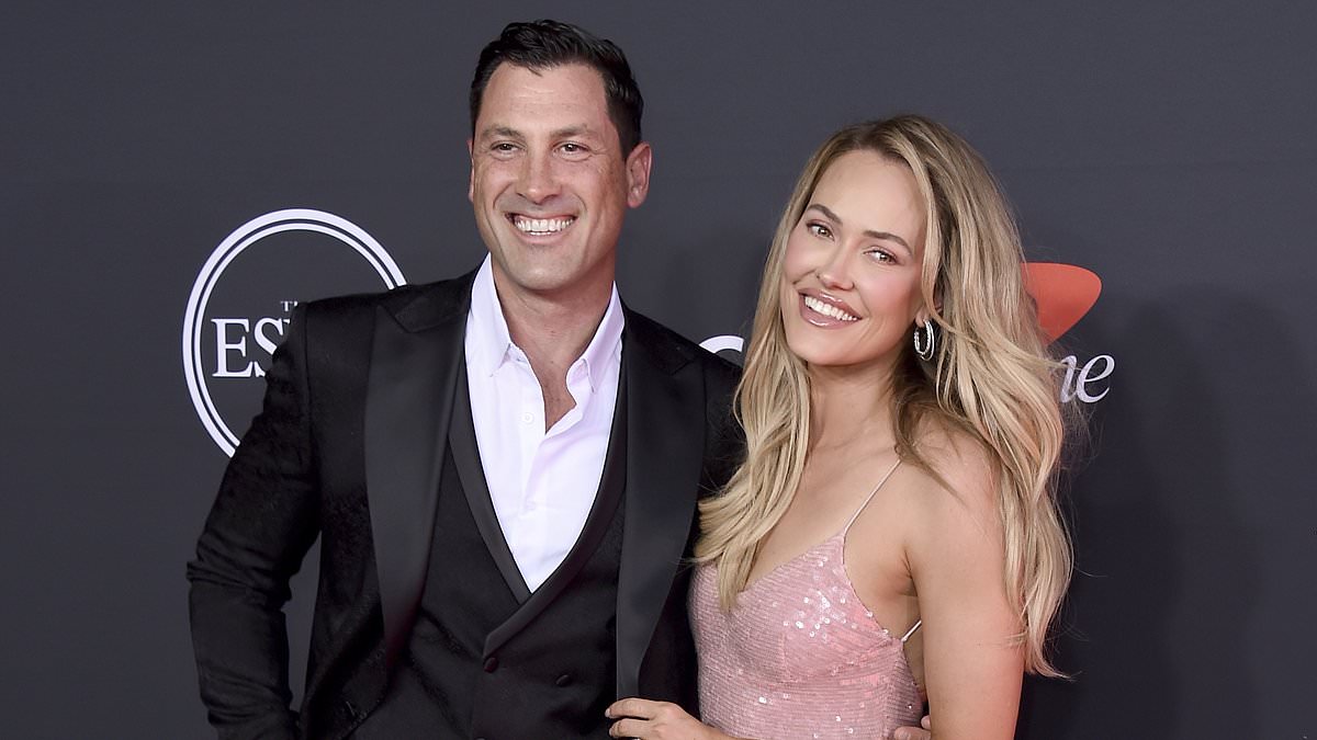 alert-–-peta-murgatroyd-is-pregnant!-dwts-alum-announces-she-is-expecting-third-child-with-husband-maksim-chmerkovskiy-–-months-after-welcoming-second-child