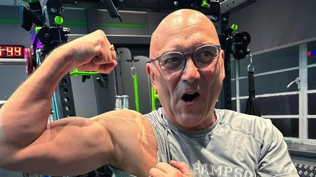 alert-–-gregg-wallace’s-‘magnificently-alan-partridgian’-saturday-regime-(which-includes-a-‘no-sweat’-workout,-a-fry-up-at-the-harvester-and-hours-playing-historical-war-video-games)-goes-viral-as-fans-insist-‘this-has-to-be-a-parody’