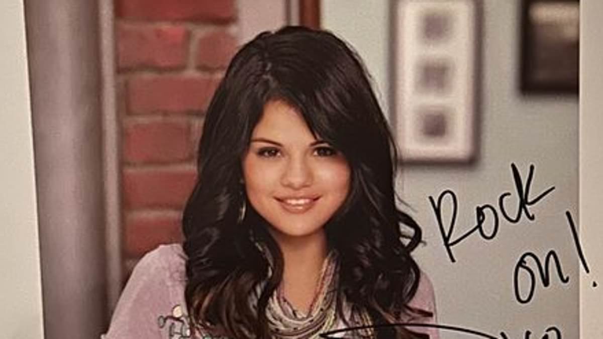 alert-–-selena-gomez’s-boyfriend-benny-blanco-shares-signed-pic-of-actress-from-her-time-on-wizards-of-waverly-place