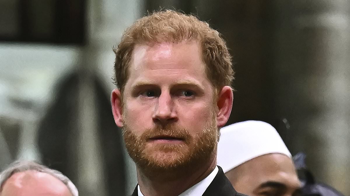 alert-–-prince-harry-arrives-at-heathrow-after-just-24-hours-in-the-uk:-duke-is-flying-back-to-meghan-in-the-us-a-day-after-meeting-king-for-45-minutes-in-london-following-his-shock-cancer-diagnosis