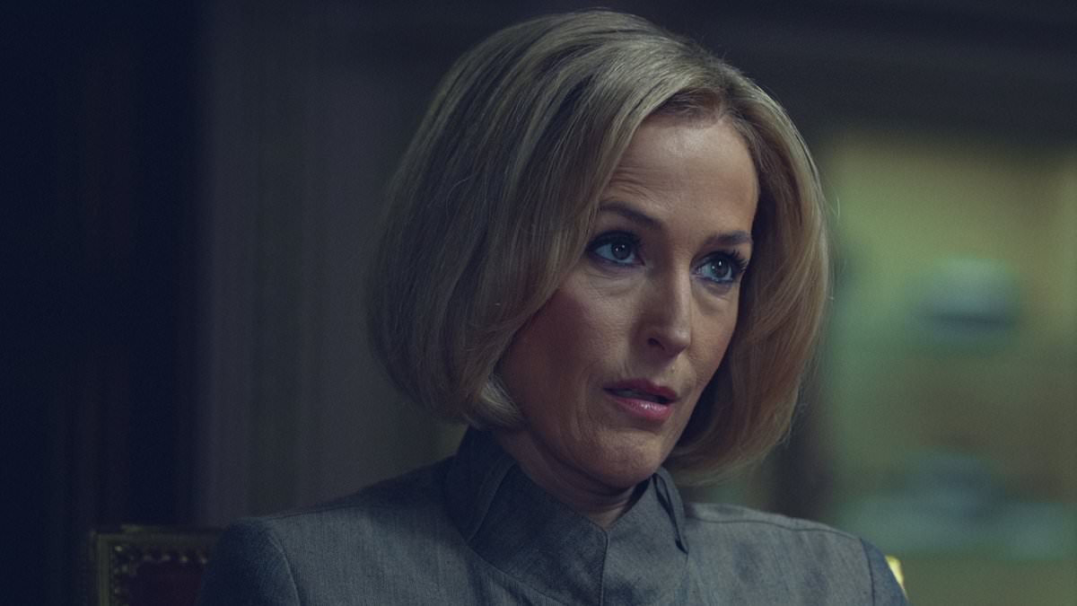 alert-–-gillian-anderson’s-most-impressive-on-screen-transformations-after-her-‘astonishing’-likeness-to-emily-maitlis-in-the-new-prince-andrew-film-scoop-was-revealed-in-first-look-images