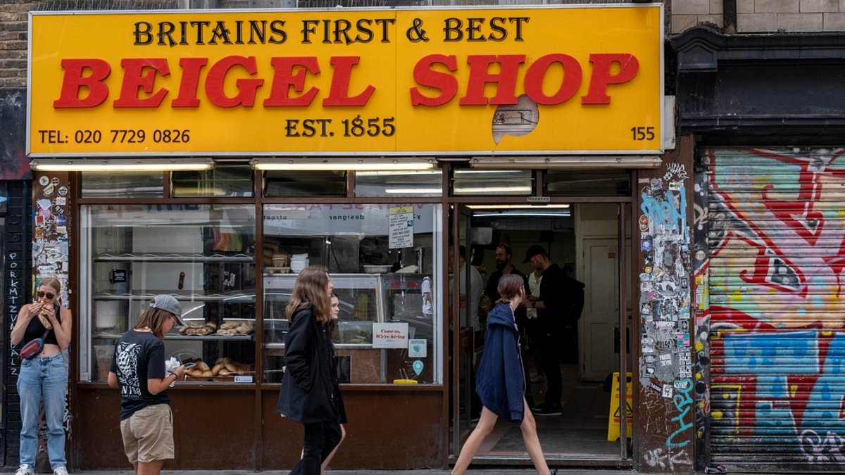 alert-–-mystery-as-brick-lane’s-oldest-bagel-shop-‘closes’-with-eviction-notice-on-the-door:-tourists-left-baffled-as-iconic-east-end-institution-famed-for-its-‘legendary’-baked-goods-shuts