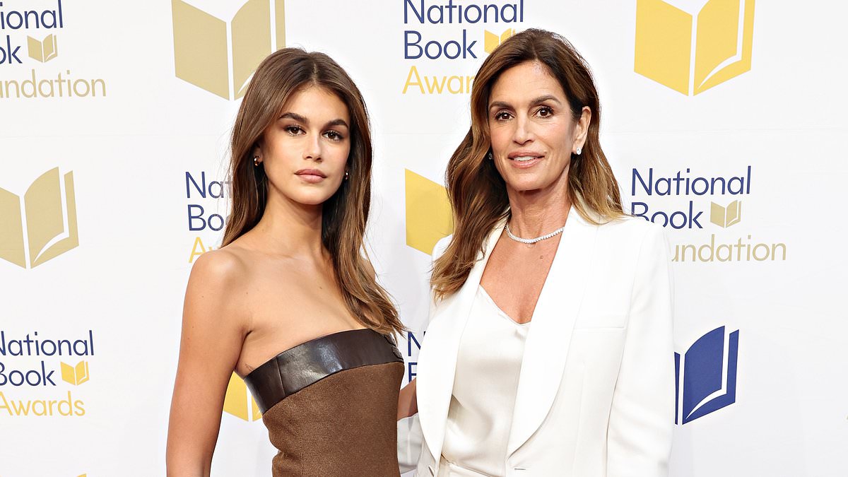 alert-–-kaia-gerber,-22,-‘didn’t-realize’-how-‘iconic’-mother-cindy-crawford,-57,-was-until-watching-a-documentary-about-the-supermodel-last-year