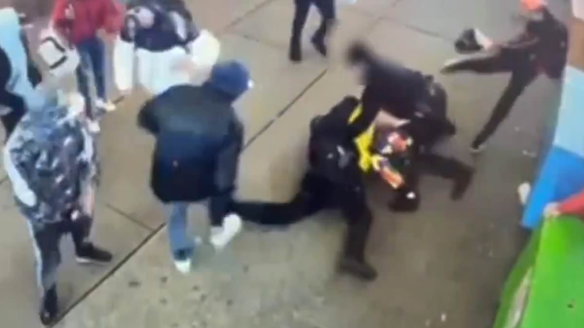 alert-–-five-migrants-plead-not-guilty-to-beating-nypd-cops-in-times-square-in-incident-that-sparked-nationwide-outrage