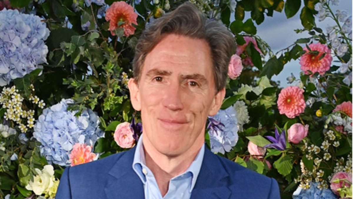 alert-–-rob-brydon-refuses-to-rule-out-a-gavin-and-stacey-christmas-special-return-amid-rumours-of-a-bidding-war-between-the-bbc-and-netflix