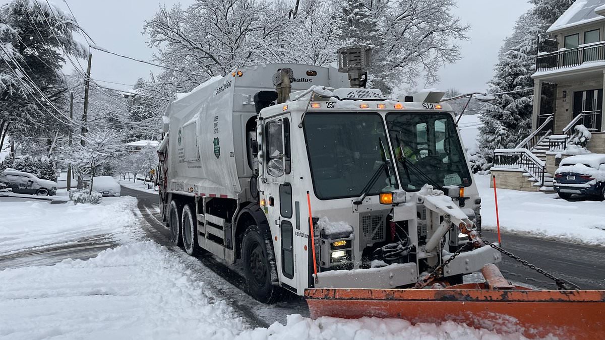 alert-–-nearly-65-million-americans-under-weather-alerts-as-winter-storm-blasts-country-–-with-philadelphia-forecasting-biggest-snowfall-in-two-years-and-california-braced-for-more-flooding-and-mudslides