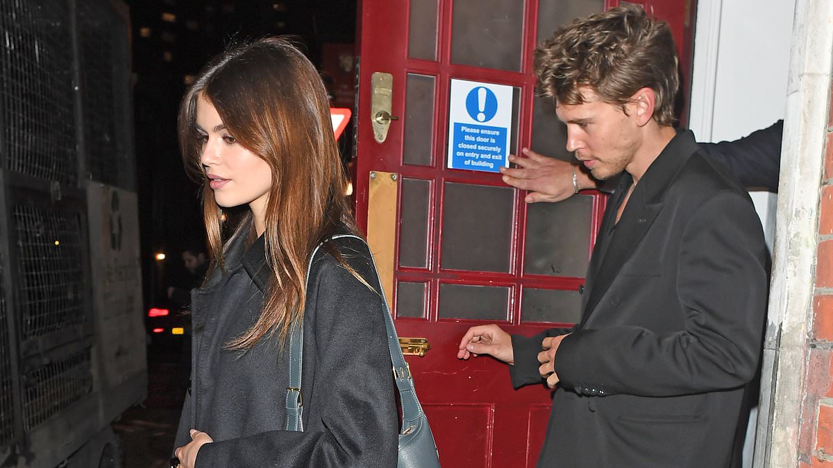 alert-–-austin-butler-and-girlfriend-kaia-butler-are-spotted-leaving-romantic-dinner-date-in-london-after-dune:-part-two