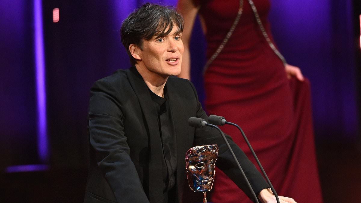 alert-–-baftas-2024:-cillian-murphy-pays-a-heartfelt-tribute-to-his-wife-and-sons-as-he-accepts-best-actor-award-at-the-star-studded-ceremony:-‘you-are-my-best-friends,-i-love-you!’