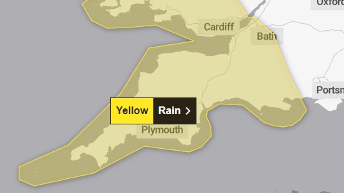 alert-–-uk-weather:-fresh-met-office-yellow-warning-for-rain-with-up-to-3inches-forecast-sparking-flood-fears-–-as-map-shows-where-country-will-be-hit