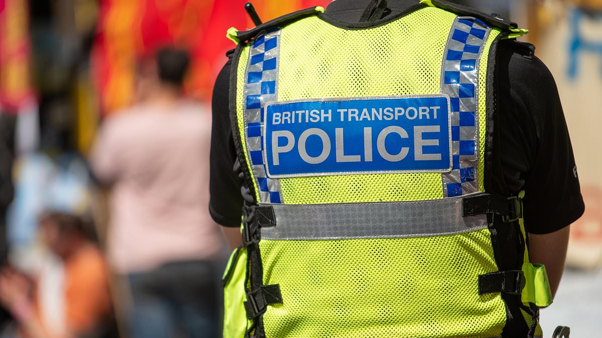 alert-–-british-transport-police-axes-compulsory-fitness-test-–-because-‘bleep-test’-is-unfair-on-women