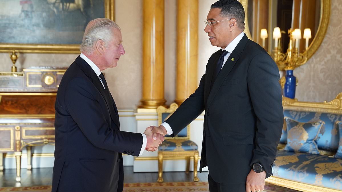 alert-–-now-jamaica-could-seek-slavery-reparations-from-britain:-caribbean-island-ruled-by-anti-royalist-prime-minister-is-mulling-plans-to-demand-500k-payments-to-fund-exhibitions-about-imperialism