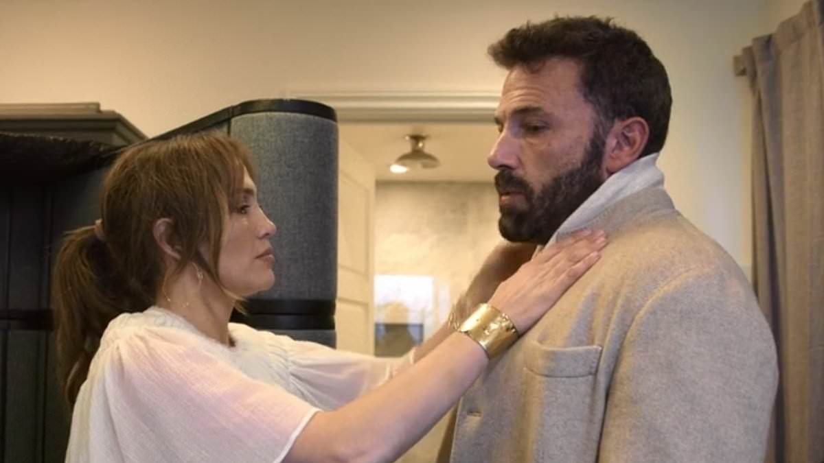 alert-–-ben-affleck-is-j.-lo’s-biggest-critic-in-the-greatest-love-story-never-told-as-‘uncomfortable’-actor-reveals-he-‘finds-their-privacy-sacred’-–-so-why-did-jen-spend-$20m-on-a-very-public-tribute?