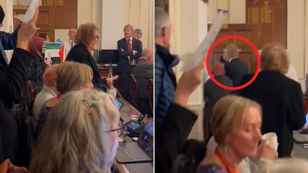 alert-–-‘it’s-chorley-not-bloody-gaza!’:-moment-council-meeting-descends-into-chaos-after-pro-palestine-protesters-stage-demo-before-scuffles-erupt-when-tory-councillor-attempts-to-restore-order