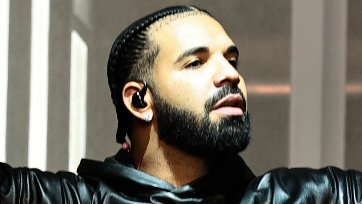 alert-–-drake-pays-tribute-to-mother-and-daughter-who-were-struck-and-killed-by-a-car-after-his-st.-louis-concert-–-tells-fans-to-be-‘grateful-for-your-lives’…-before-gifting-$25k-to-cancer-survivor-in-the-stands