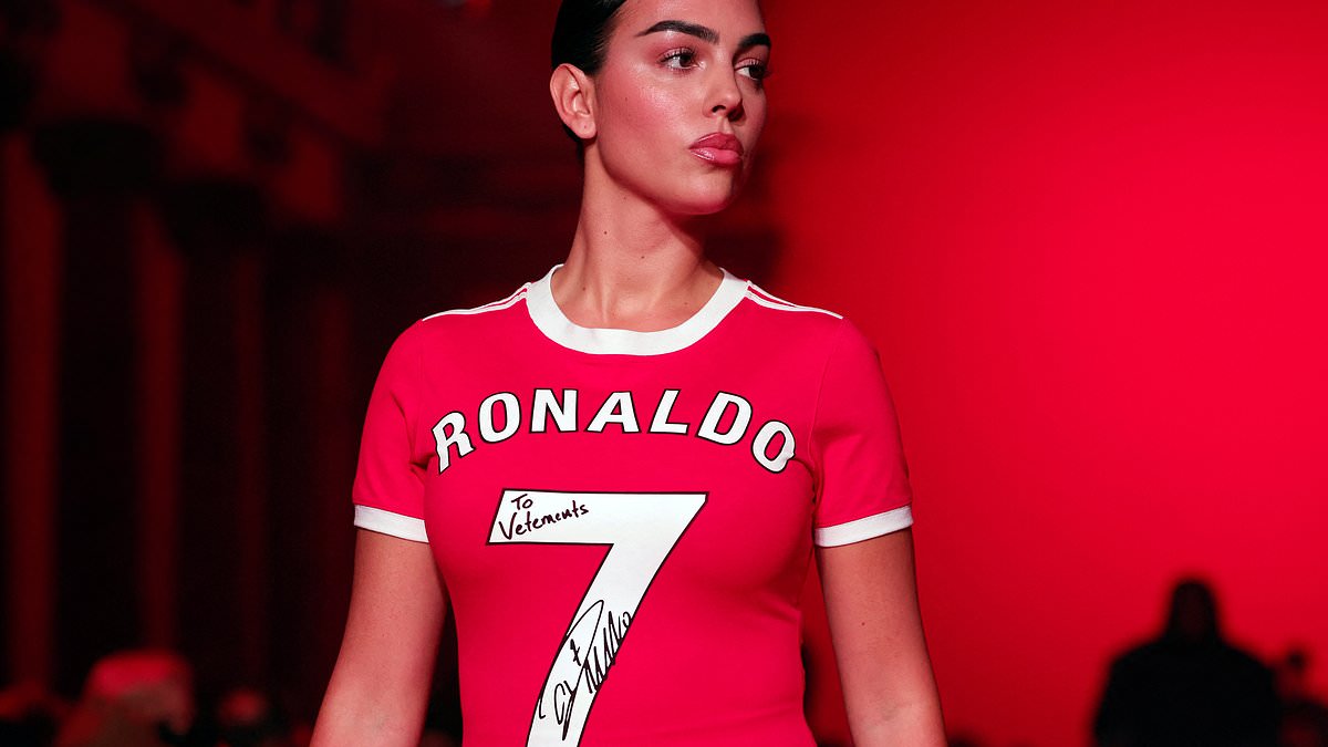 alert-–-georgina-rodriguez-pays-homage-to-boyfriend-cristiano-ronaldo’s-famous-number-seven-shirt-as-she-walks-in-vetements-paris-fashion-week-show