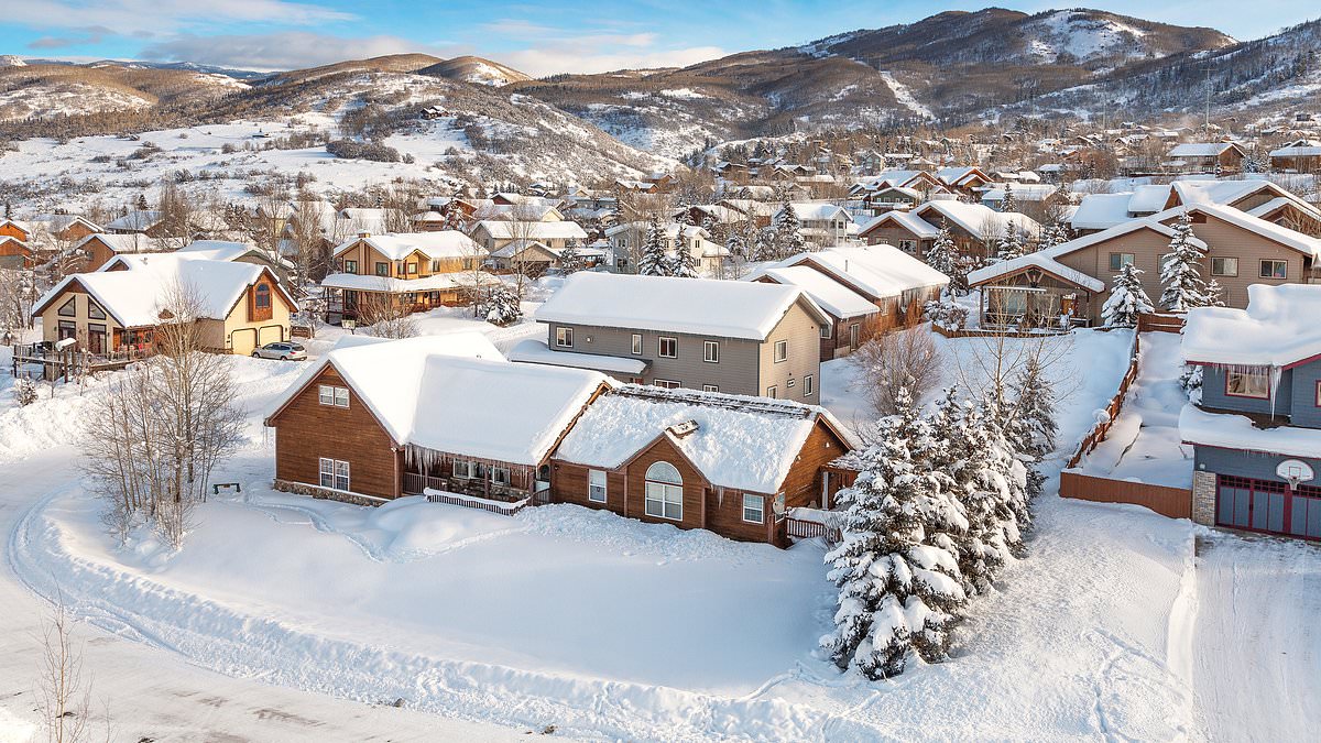 alert-–-colorado’s-uber-exclusive-‘cowboy-ski-town’-of-steamboat-springs-descends-into-chaos-–-as-locals-who-support-city-are-priced-out-of-multi-million-dollar-property-market-–-and-even-doctors-can’t-afford-to-buy