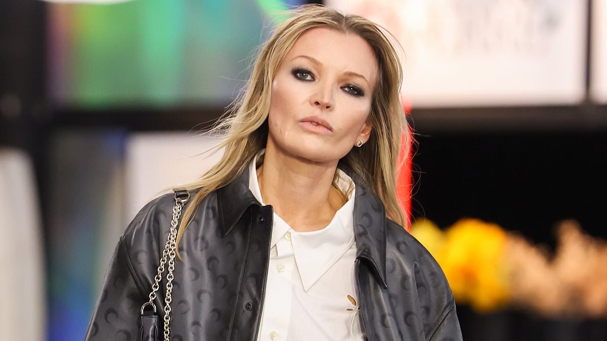 alert-–-how-celebrity-doppelganger-fooled-the-world…so-can-you-tell-the-difference?-the-lookalike-kate-moss-who-appeared-at-paris-fashion-week-is-a-model-from-ormskirk-who-told-how-attention-from-‘fans’-helped-her-through-tough-divorce