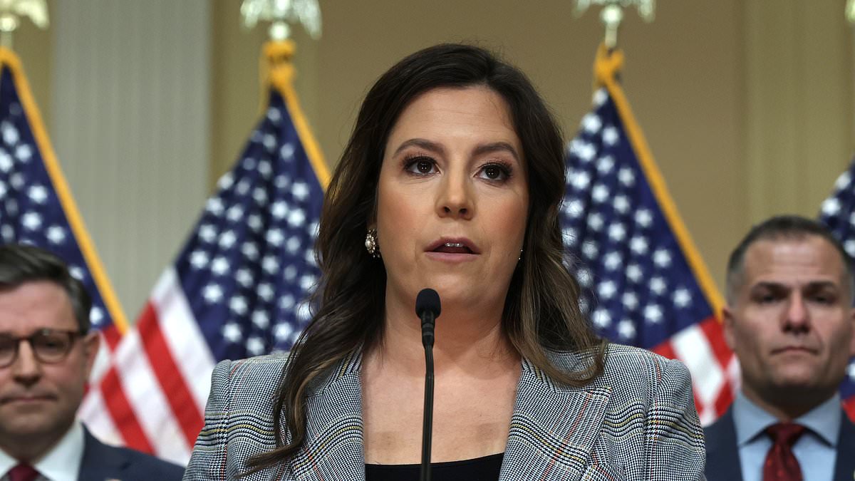 alert-–-top-republican-elise-stefanik-calls-biden’s-secret-migrant-flights-an-‘assault-on-democracy’-and-abuse-of-taxpayer-dollars-as-outrage-continues