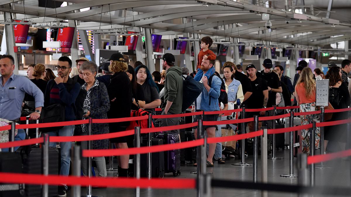 alert-–-aviation-firefighters-at-australia’s-airports-could-strike-over-easter-long-weekend