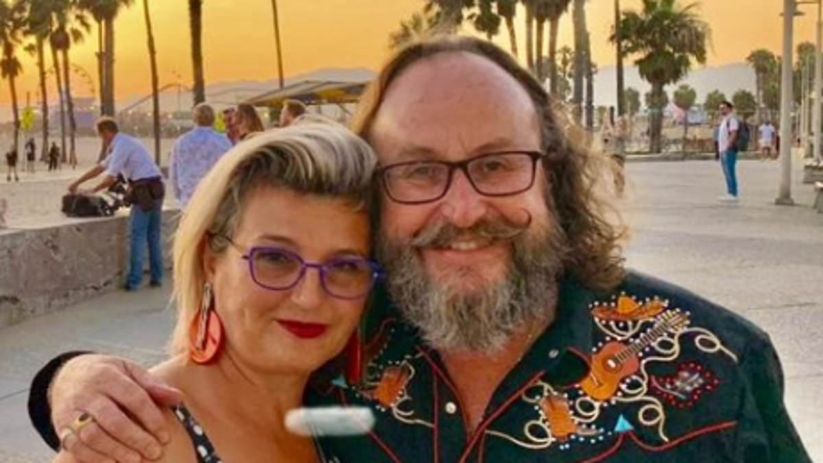 alert-–-hairy-biker-dave-myers’-wife-lili-shares-heartfelt-tribute-to-her-‘inspirational’-and-‘exceptional’-husband-following-his-shock-death-at-the-age-of-66:-‘i-feel-i’m-grieving-with-a-whole-nation’