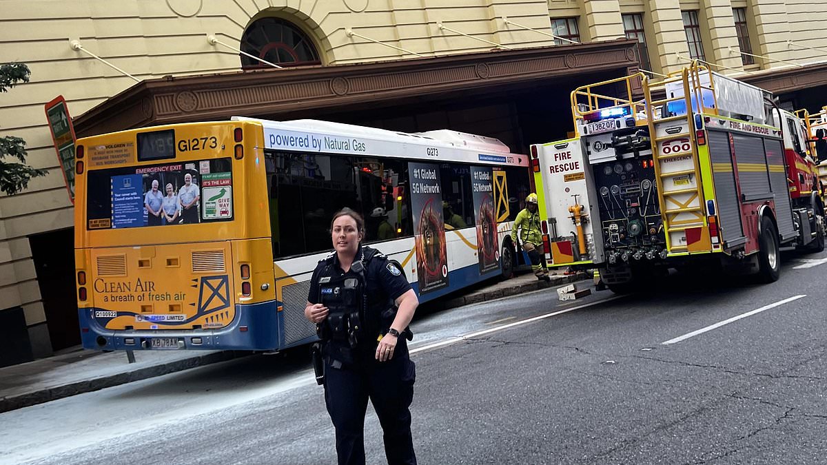 alert-–-brisbane-bus-crash:-woman-in-her-20s-is-killed-and-at-least-nine-others-are-injured-as-bus-crashes-into-cbd-crowd-and-pins-pedestrian-against-wall