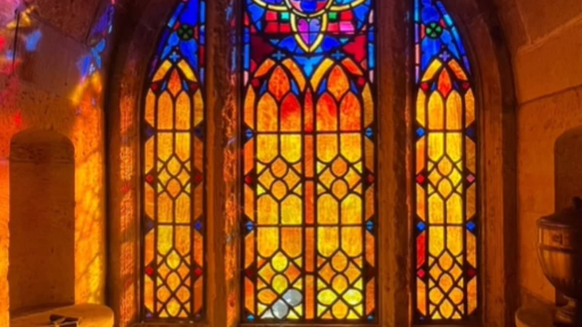 alert-–-breathtaking-stained-glass-windows-of-gilded-age-mausoleums-are-seen-for-first-time-in-a-century,-thanks-to-conservation-project-which-revealed-undiscovered-tiffany-masterpieces