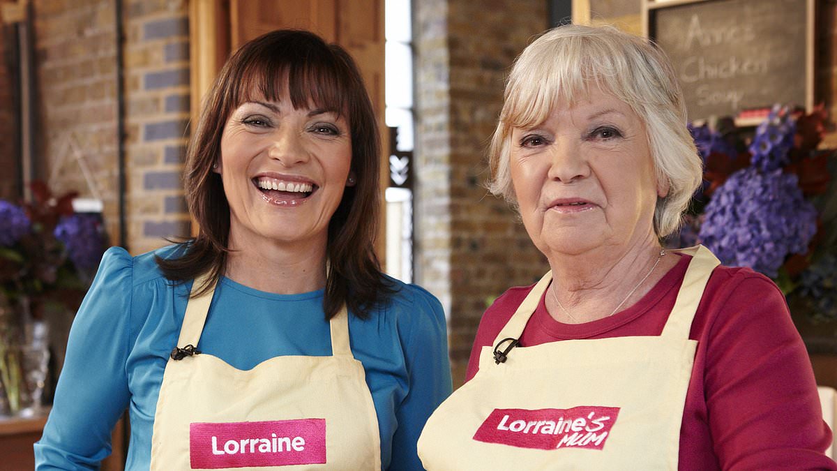 alert-–-lorraine-kelly-praises-her-‘brave’-mum-anne-for-‘living-life-to-the-full’-despite-battling-a ‘tough-illness’-in-sweet-mother’s-day-tribute