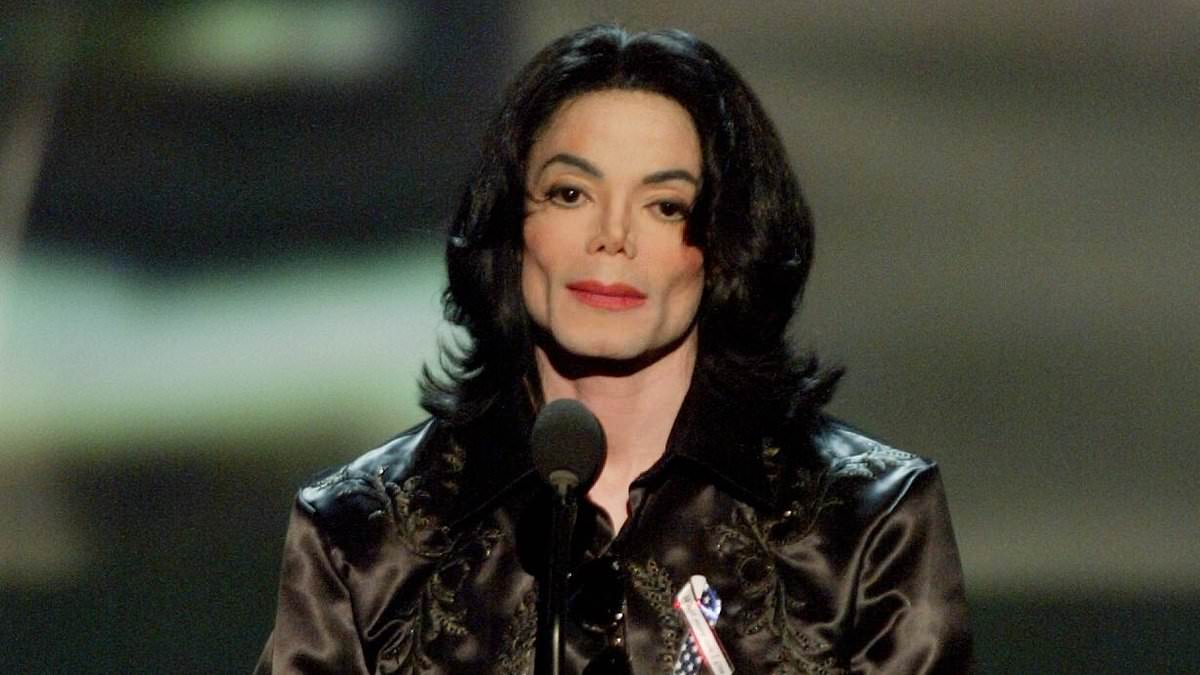 alert-–-michael-jackson-biopic-under-fire-as-leaving-neverland-director-calls-script-draft-‘startlingly-disingenuous’