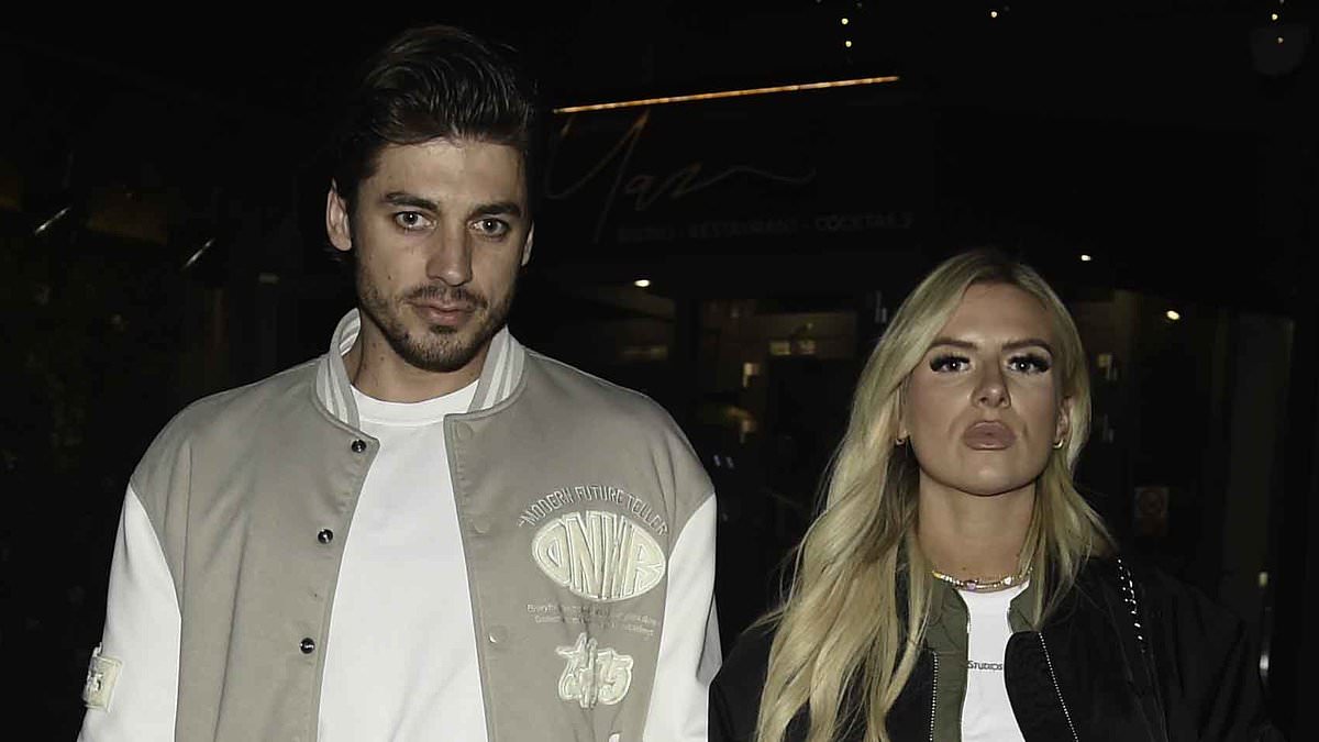 alert-–-love-island’s-chloe-burrows-puts-on-a-very-cosy-display-with-too-hot-to-handle’s-harry-johnson-on-cocktail-date-as-they-spark-romance-rumours