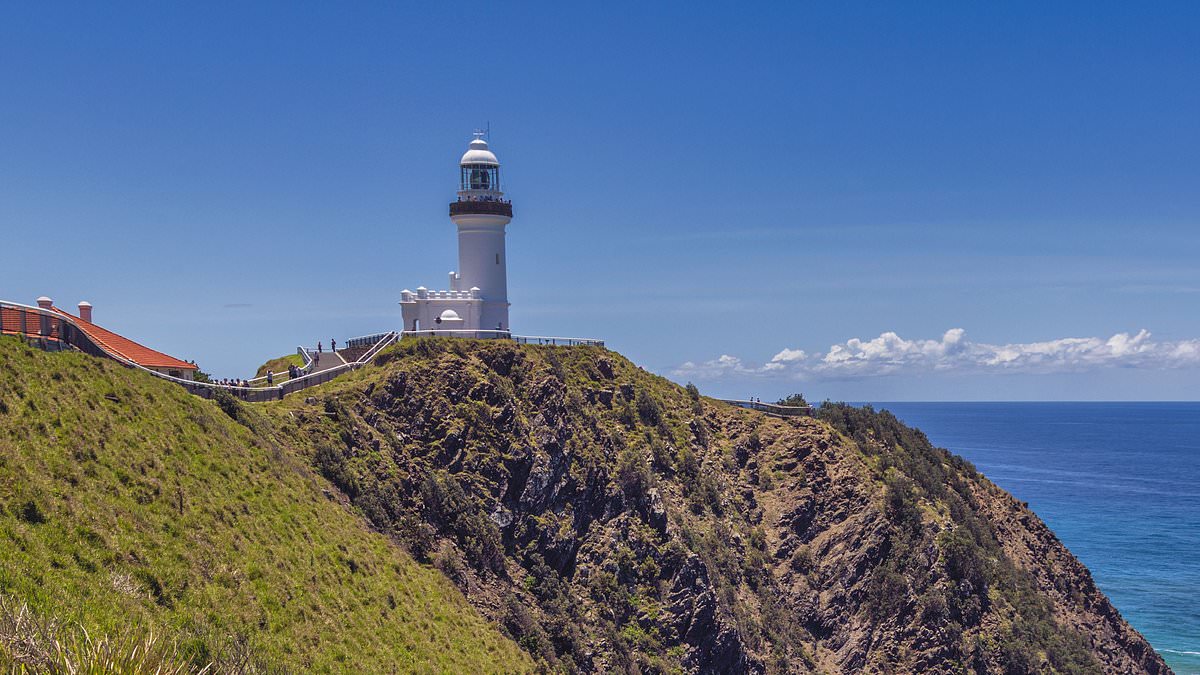 alert-–-cape-byron-and-julian-rocks-in-byron-bay,-nsw-to-be-officially-known-by-their-indigenous-names