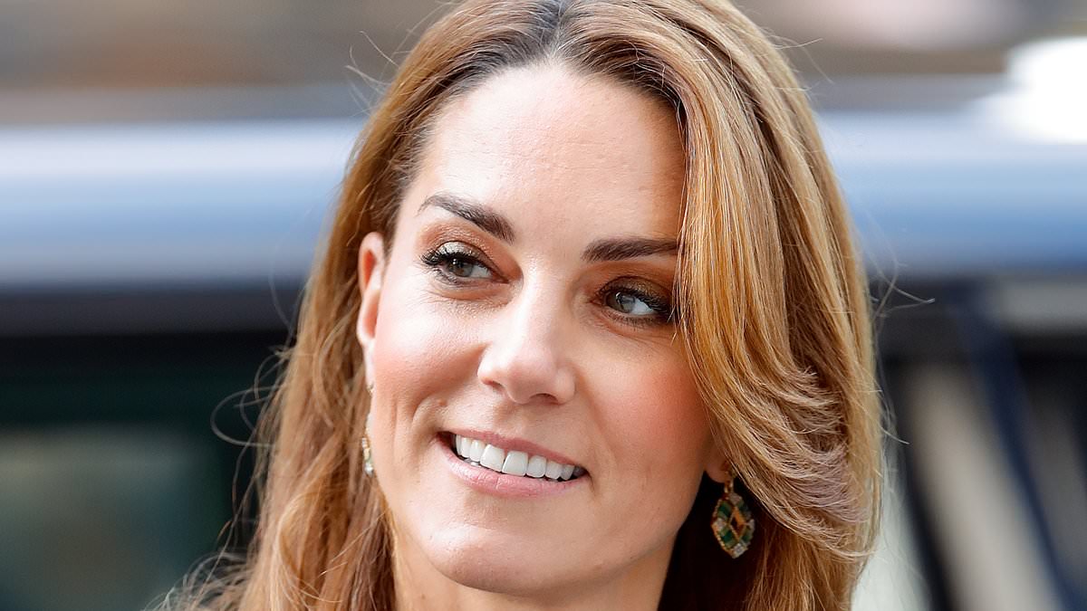 alert-–-kate-middleton-at-centre-of-huge-security-breach-after-staff-at-hospital-that-treated-are-accused-of-attempting-to-access-her-private-medical-records