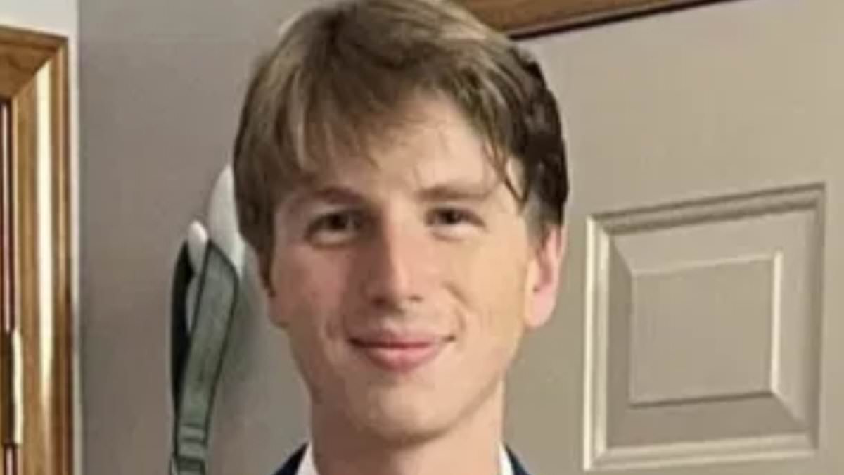 alert-–-family-friend-of-riley-strain-says-missing-university-of-missouri-student’s-phone-‘did-not-die’-of-low-battery-on-night-of-his-nashville-disappearance-as-tips-from-public-are-being-sent-to-cold-case-unit-who-are-not-replying-to-callers