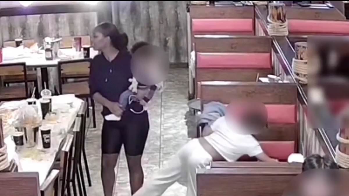 alert-–-shocking-moment-mother-instructs-her-daughter-to-steal-a-purse-from-booth-at-georgia-crab-restaurant