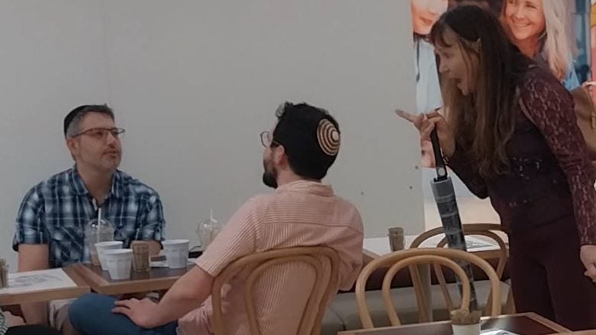 alert-–-shocking-moment-jewish-men-are-confronted-by-angry-woman-while-quietly-enjoying-their-meal-at-a-cafe-in-sydney