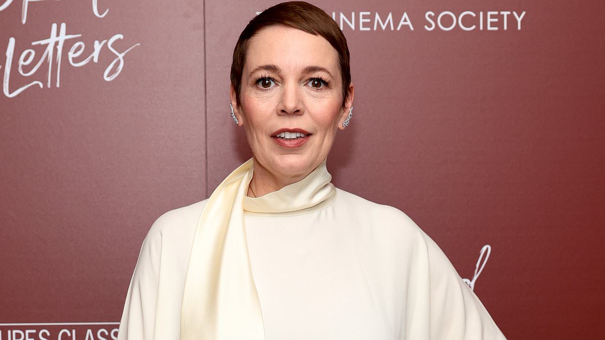 alert-–-olivia-colman-steps-out-with-a-pristine-and-elegant-look-at-a-screening-of-her-film-wicked-little-letters-in-new-york-city