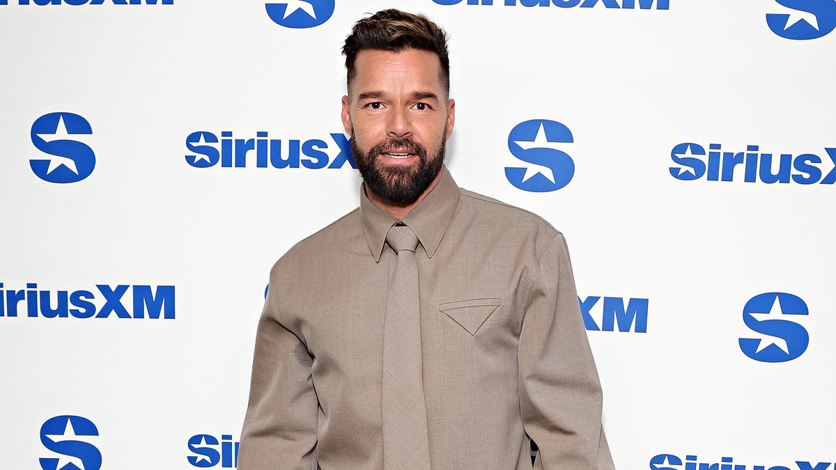 alert-–-ricky-martin-reveals-his-father-encouraged-him-to-come-out-as-gay-for-poignant-reason…-while-his-team-warned-it-would-‘end’-his-career