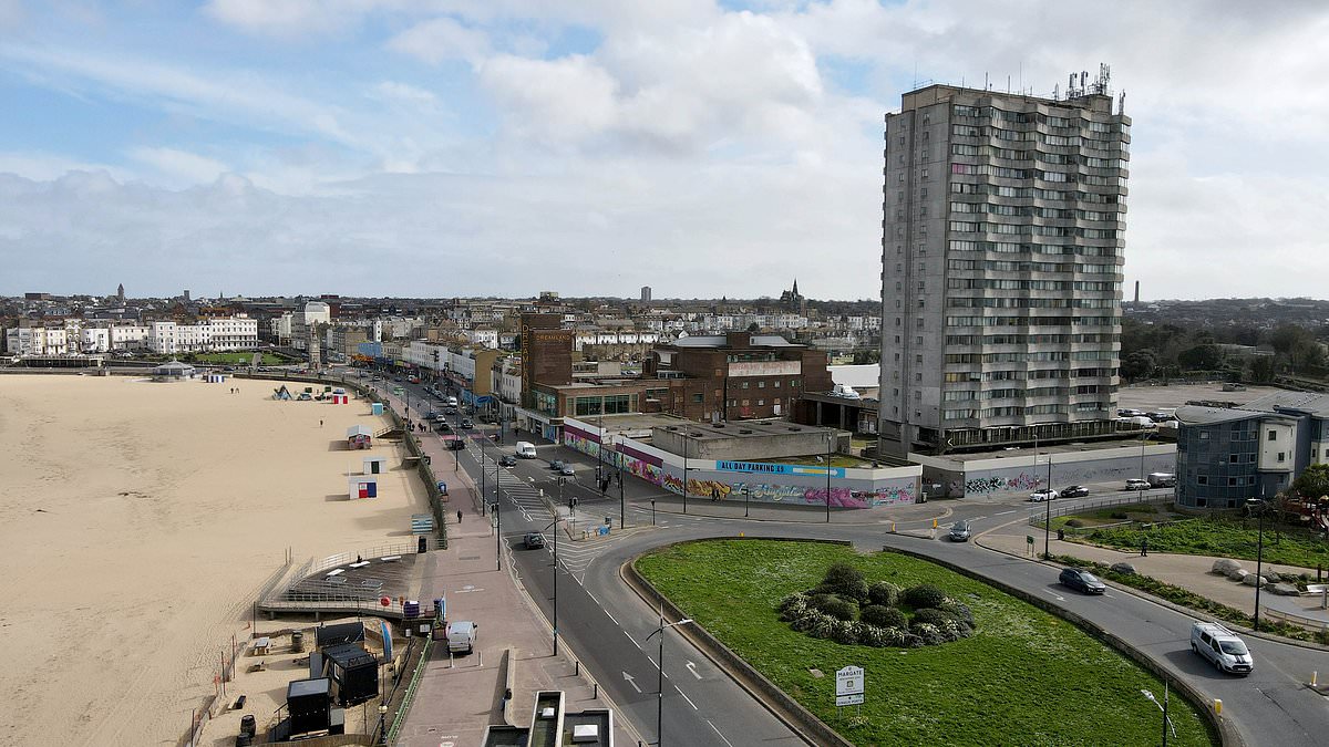 alert-–-war-over-‘ugly’-1960s-brutalist-tower-block-in-margate-as-old-school-locals-rage-over-‘expensive’-windows-that-‘rattle,-howl-and-shake’…-but-hipster-owners-of-135k-flats-say-they-make-it-a-‘jewel-in-the-crown’-of-seaside-town