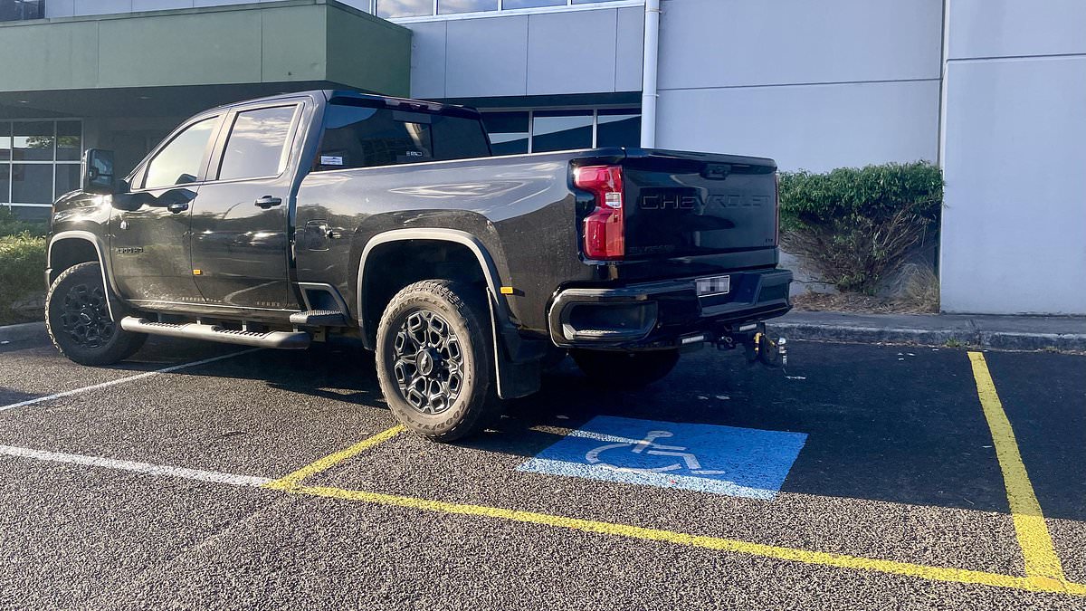 alert-–-giant-chevrolet-silverado-ute-sparks-fury-over-outrageous-parking-in-melbourne-–-and-it’s-not-just-that-it’s-taking-three-spaces:-‘no-excuse’