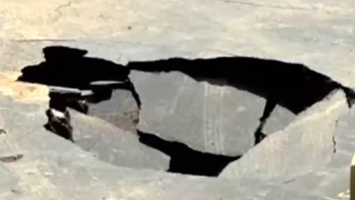 alert-–-mystery-as-a-third-sinkhole-pops-up-at-a-phoenix-condo-complex-leaving-locals-terrified