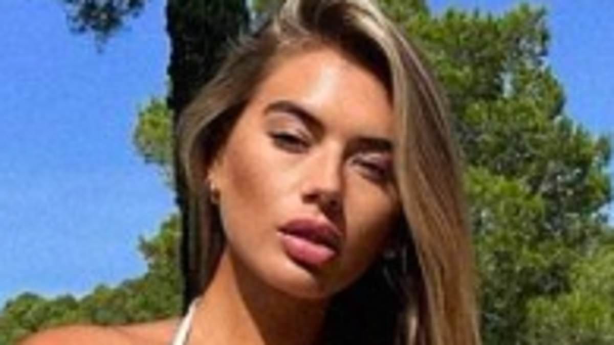 alert-–-love-island-star-arabella-chi,-33,-‘splits-from sheffield-united-footballer-vinicius-souza,-24,-just-one-week-after-they-were-spotted-on-coffee-date…-and-joins-celebrity-dating-app-raya’