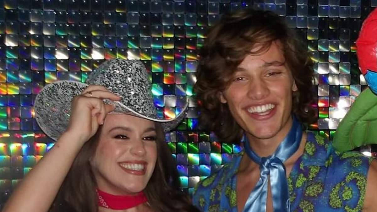 alert-–-strictly-come-dancing-winner-ellie-leach-says-she-and-ex-boyfriend-bobby-brazier-remain-‘great-friends’-despite-split-as-she-makes-rare-comment-about-romance