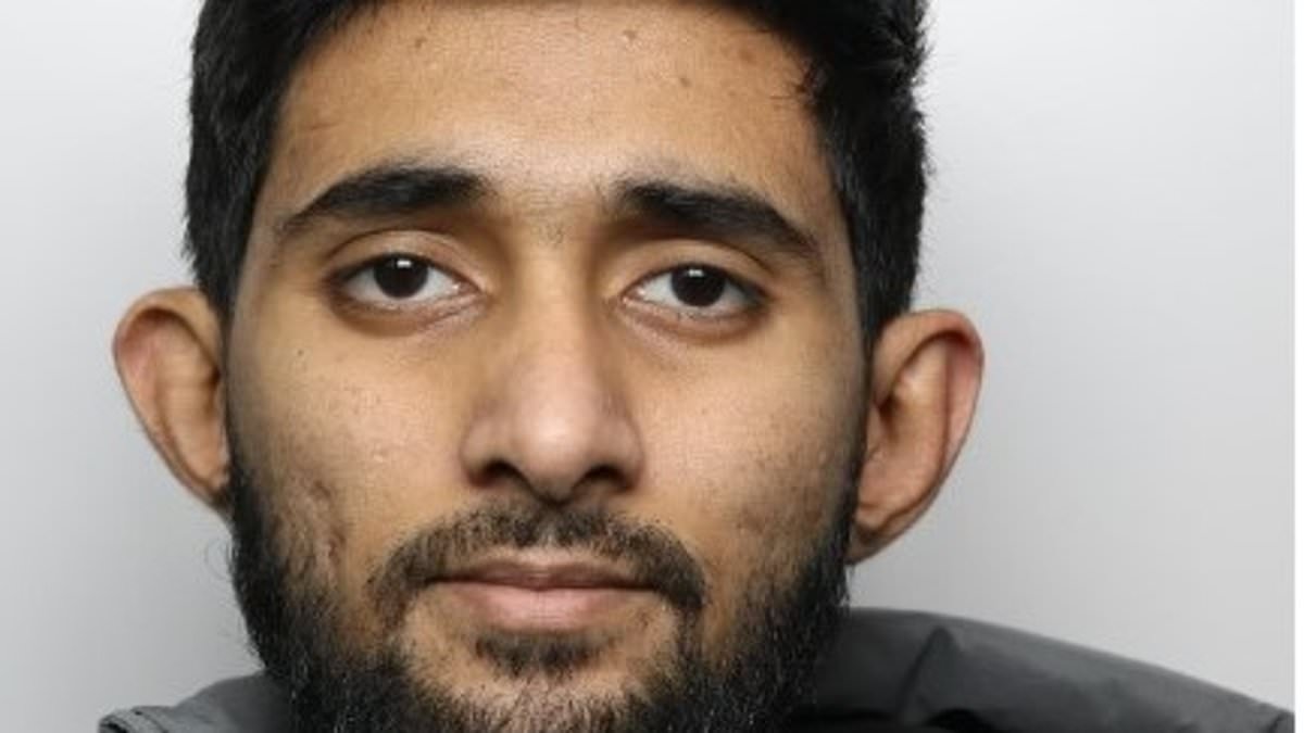 alert-–-find-him:-police-name-‘knifeman’-who-‘stabbed-mother,-27,-four-or-five-times-in-the-neck-and-left-her-to-die-on-the-streets-of-bradford-in-broad-daylight-while-she-was-pushing-her-baby-boy-in-a-pram-before-fleeing’