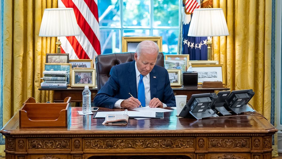 alert-–-donald-trump-suggests-joe-biden-‘soiled’-the-coveted-resolute-desk-as-he-blasts-president-over-border-policy-in-comments-made-at-investor-dinner-where-he-raised-$50.5-million