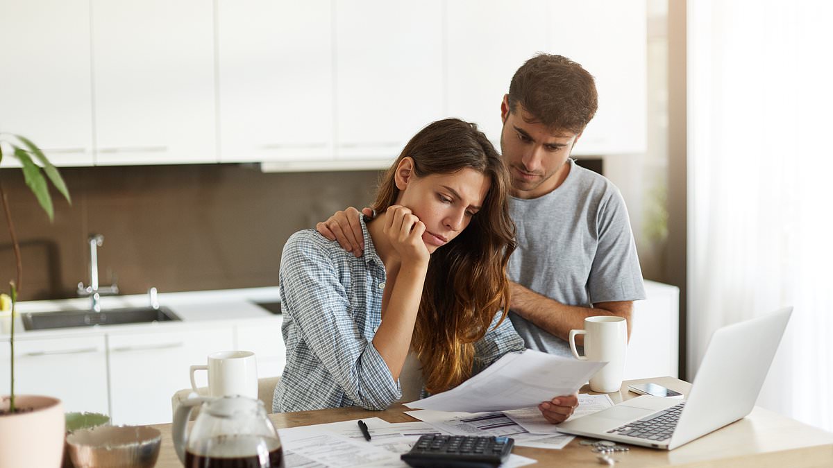 alert-–-the-one-big-reason-aussies-really-are-more-likely-to-be-suffering-mortgage-stress-–-as-imf-chiefs-issue-chilling-warning-about-the-gloomy-outlook-for-the-housing-crisis