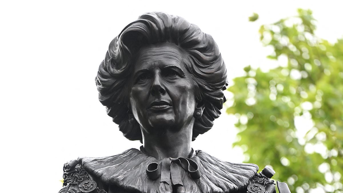 alert-–-museum-in-margaret-thatcher’s-home-town-rejects-calls-to-be-renamed-after-her-–-despite-having-one-of-her-handbags-and-her-spitting-image-puppet-among-its-exhibits