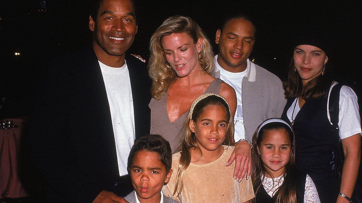 alert-–-oj-simpson-made-pals-sign-ndas-to-visit-him-in-final-few-days-before-all-four-of-his-children-gathered-at-his-death-bed-–-including-two-he-had-with-ex-wife-he-was-accused-of-murdering