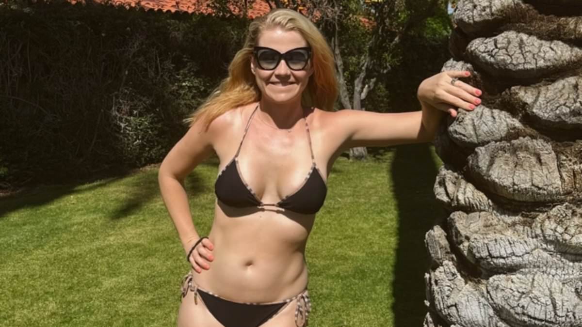 alert-–-kidnapping-survivor-elizabeth-smart-puts-her-traumatic-past-behind-her-as-she-soaks-up-the-sun-in-a-bikini-during-lavish-palm-springs-getaway-alongside-her-family-–-including-her-dad-and-his-husband