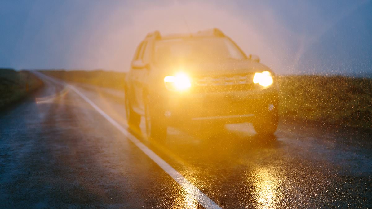 alert-–-the-glare-of-car-headlights-could-be-a-risk-for-heart-conditions…-as-ever-more-vehicles-use-dazzling-led-beams